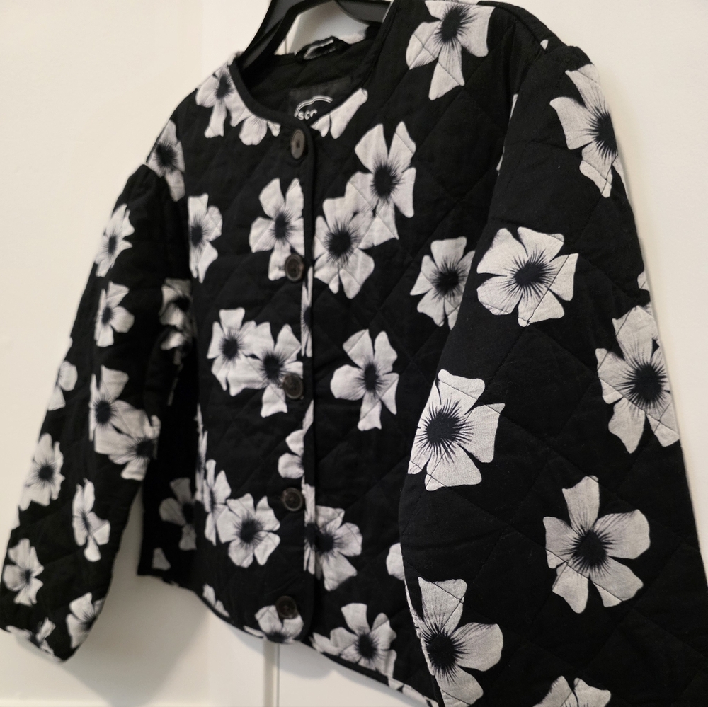 Quilted Floral Button-Front Jacket - Black/White